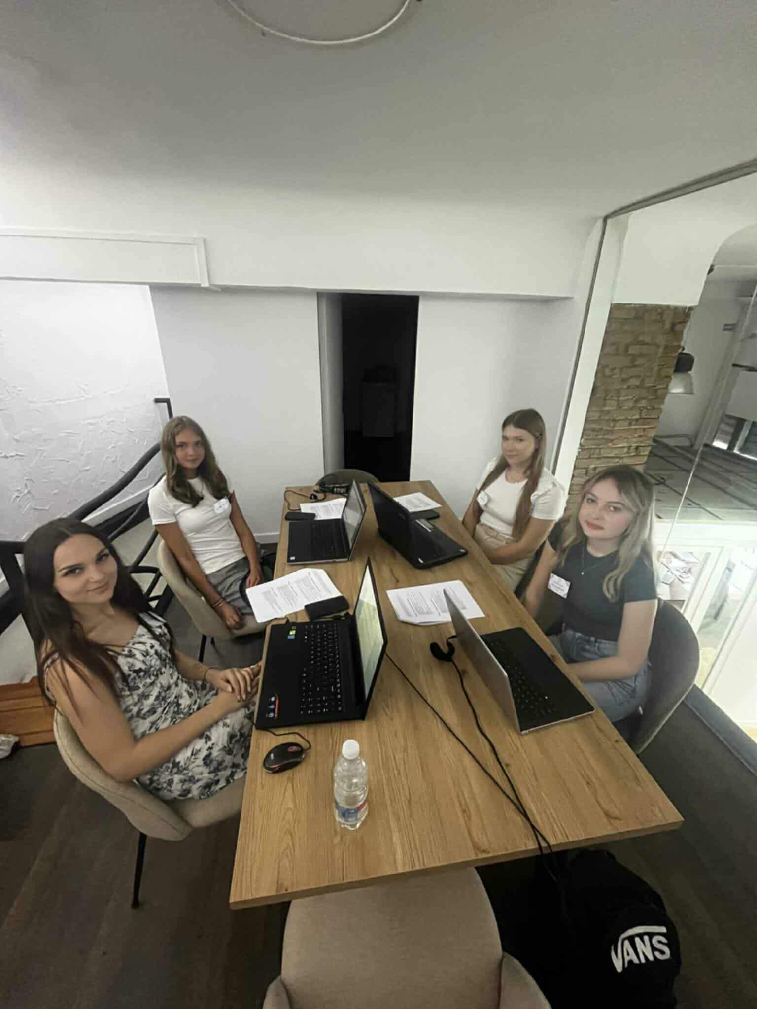 Zdjęcie firmy Europuente